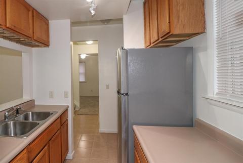 215 Peete St, Cincinnati, OH 45202 photo 9