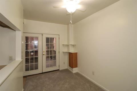 215 Peete St, Cincinnati, OH 45202 photo 6