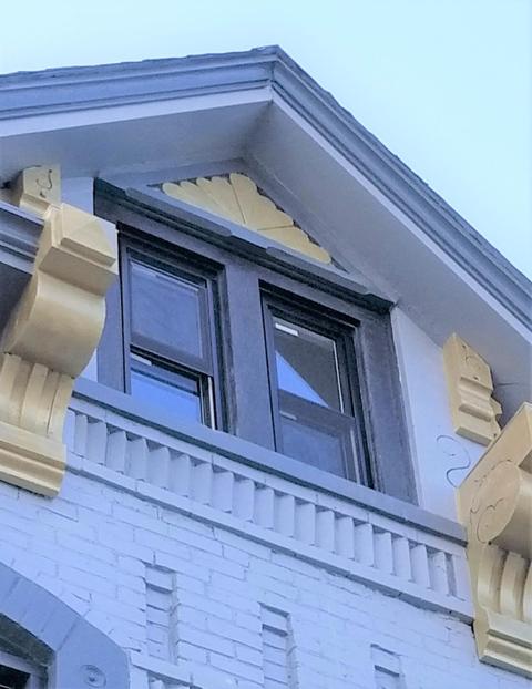 749 Wayne St, Cincinnati, OH 45206 photo 3