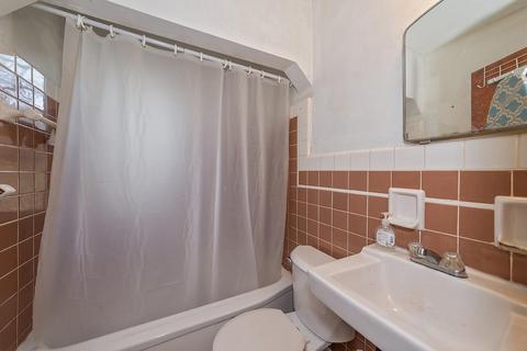 1337 Beech Ave, Cincinnati, OH 45205 photo 14