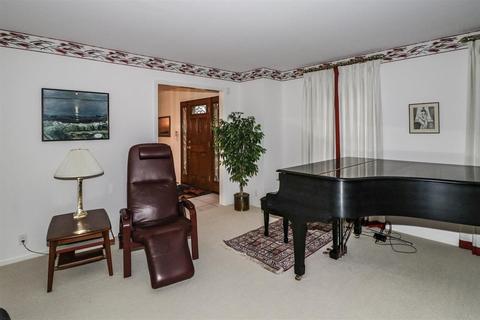 817 Indian Trace Ct, Cincinnati, OH 45255 photo 9