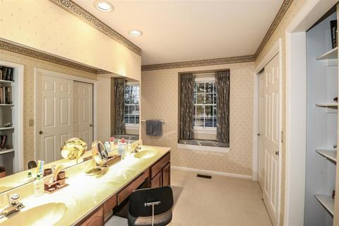 817 Indian Trace Ct, Cincinnati, OH 45255 photo 19