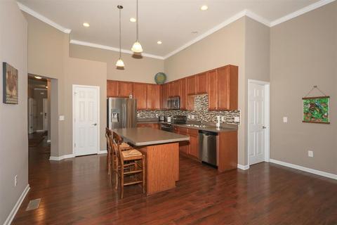 645 Hafton Cir, Maineville, OH 45039 photo 9