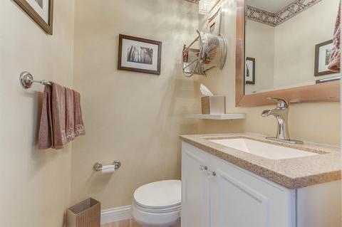 680 Evangeline Rd, Forest Park, OH 45240 photo 15