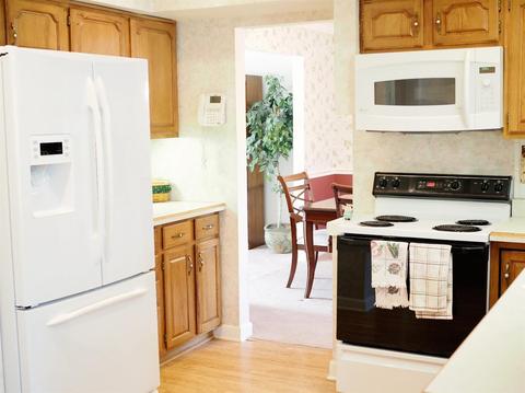 492 Meadowcrest Rd, Cincinnati, OH 45231 photo 9