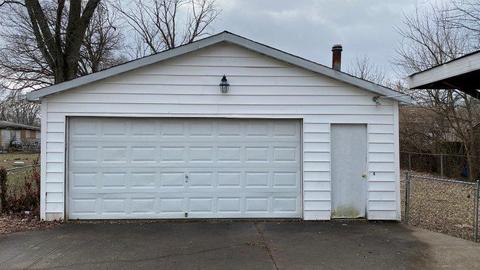 2393 Roosevelt Ave, Cincinnati, OH 45231 photo 4