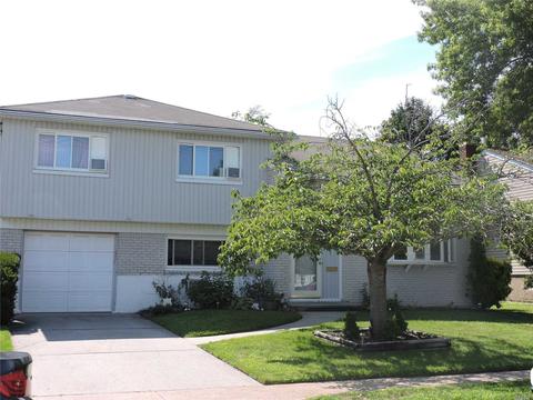 6905 Britton Ave, Cincinnati, OH 45227 photo 1