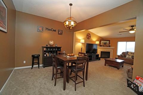 2437 Elderberry Ct, Cincinnati, OH 45239 photo 4