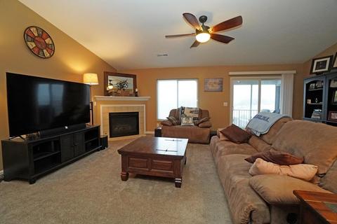 2437 Elderberry Ct, Cincinnati, OH 45239 photo 3
