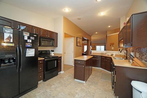2437 Elderberry Ct, Cincinnati, OH 45239 photo 9