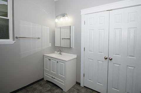 1056 Lockman Ave, Cincinnati, OH 45238 photo 28