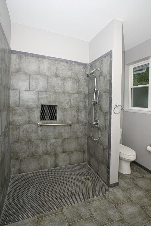 1056 Lockman Ave, Cincinnati, OH 45238 photo 31