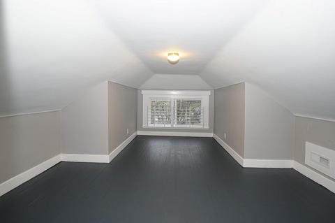 1056 Lockman Ave, Cincinnati, OH 45238 photo 32