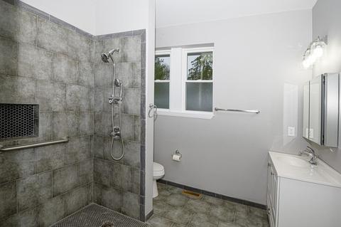 1056 Lockman Ave, Cincinnati, OH 45238 photo 27