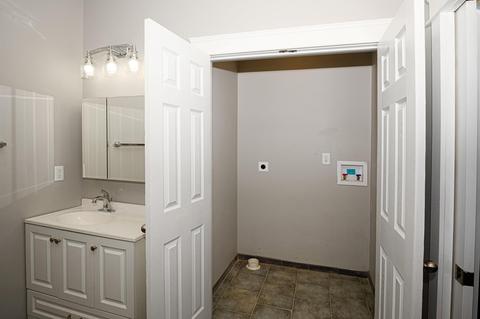 1056 Lockman Ave, Cincinnati, OH 45238 photo 29