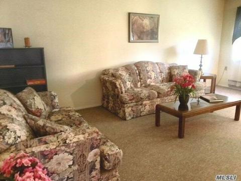 2477 Schon Dr, Cincinnati, OH 45231 photo 2