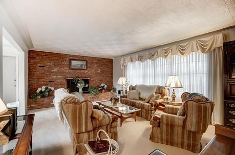 9397 Sherborn Dr, Cincinnati, OH 45231 photo 14