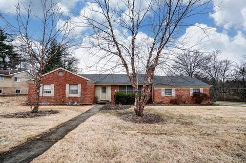 9397 Sherborn Dr, Cincinnati, OH 45231 photo 3