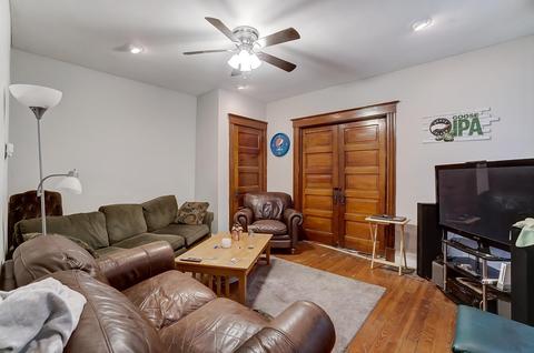 166 Warner St, Cincinnati, OH 45219 photo 2