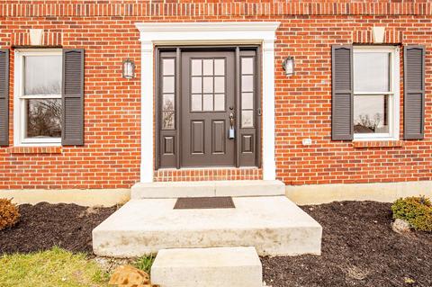 3431 Centurion Dr, Cincinnati, OH 45211 photo 2