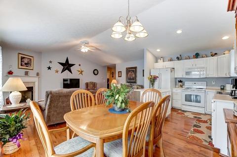 305 Mackenzie Ct, Blanchester, OH 45107 photo 20