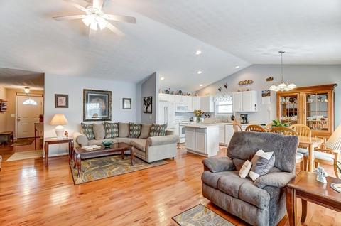 305 Mackenzie Ct, Blanchester, OH 45107 photo 14