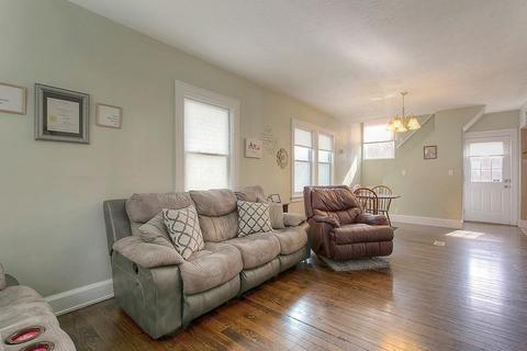 21 De Camp Ave, Cincinnati, OH 45216 photo 4