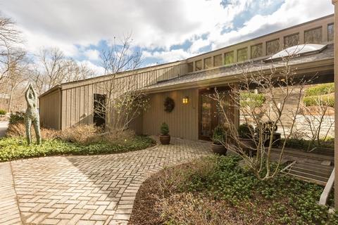 126 Asbury Rd, Cincinnati, OH 45255 photo 2