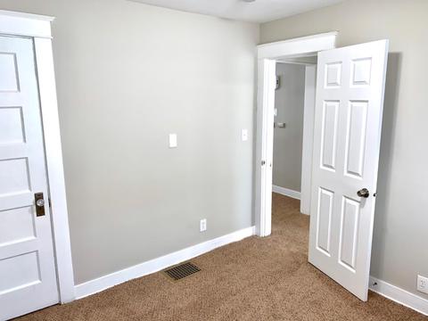 952 E St, Hamilton, OH 45013 photo 16