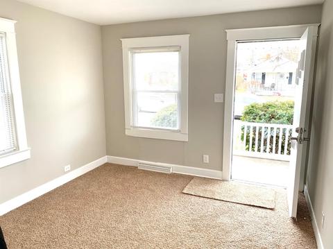 952 E St, Hamilton, OH 45013 photo 3