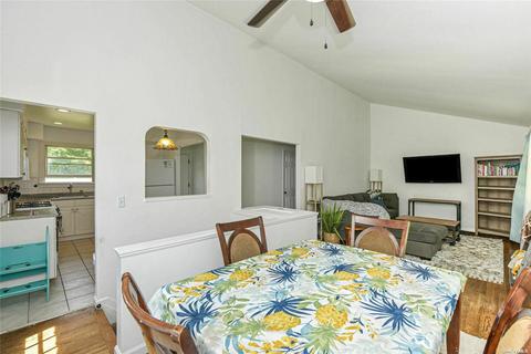 574 Williamsburg Ct, Cincinnati, OH 45244 photo 8