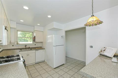 574 Williamsburg Ct, Cincinnati, OH 45244 photo 13