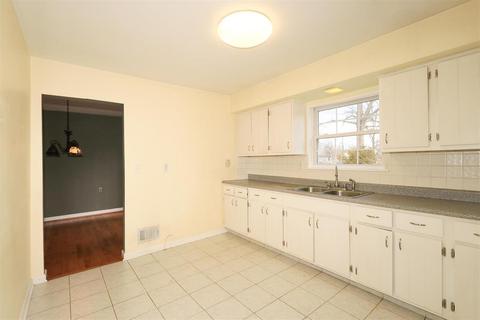 7838 State Rd, Cincinnati, OH 45255 photo 17