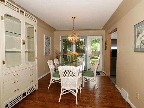 9994 Lakeside Dr, Cincinnati, OH 45231 photo 8
