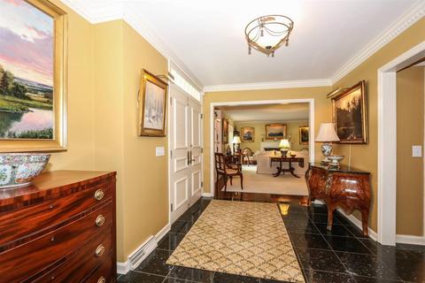 8105 Brill Rd, Cincinnati, OH 45243 photo 9