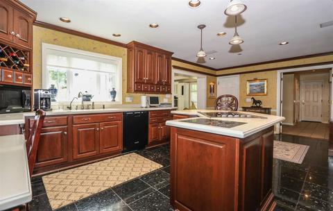 8105 Brill Rd, Cincinnati, OH 45243 photo 30