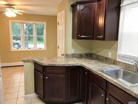 5831 Sharp Rd, Dayton, OH 45432 photo 7