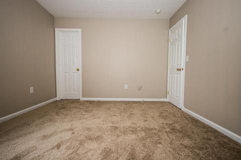 7828 Highbrook Dr, Hamilton Township, OH 45039 photo 37