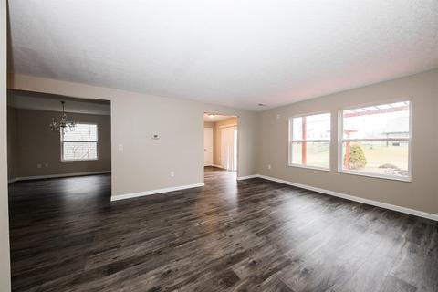 7828 Highbrook Dr, Hamilton Township, OH 45039 photo 8