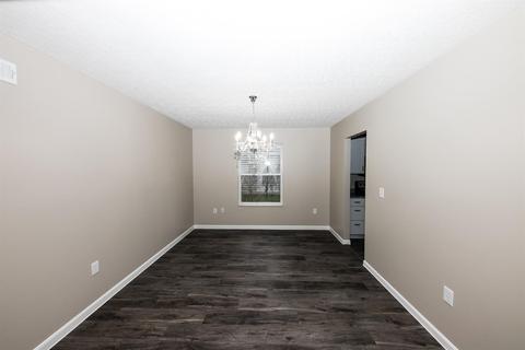 7828 Highbrook Dr, Hamilton Township, OH 45039 photo 14