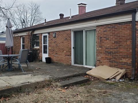 1144 Wellspring Dr, Cincinnati, OH 45231 photo 7