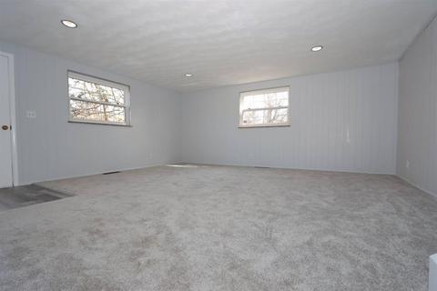 8510 Cavalier Dr, Cincinnati, OH 45231 photo 27