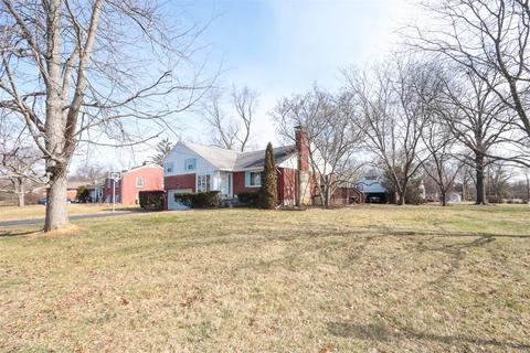 8510 Cavalier Dr, Cincinnati, OH 45231 photo 5