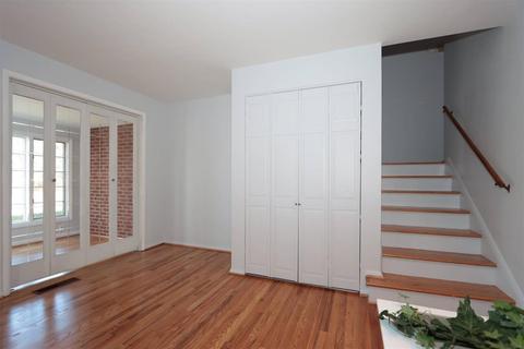 8510 Cavalier Dr, Cincinnati, OH 45231 photo 31