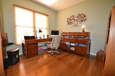 869 Castlebay Dr, Cincinnati, OH 45245 photo 7