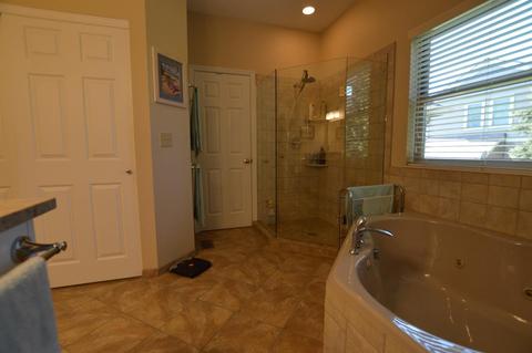 869 Castlebay Dr, Cincinnati, OH 45245 photo 27
