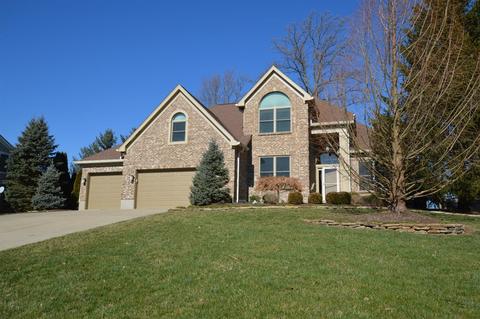 869 Castlebay Dr, Cincinnati, OH 45245 photo 4