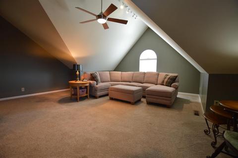 869 Castlebay Dr, Cincinnati, OH 45245 photo 38