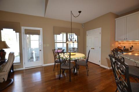 869 Castlebay Dr, Cincinnati, OH 45245 photo 14
