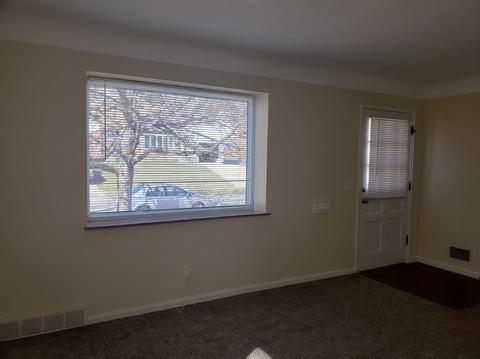 1126 Madeleine Cir, Cincinnati, OH 45231 photo 4